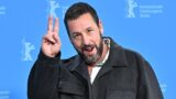 Adam Sandler: Lo Speciale Netflix che Delude – Spettatori Abbandonano dopo Pochi Minuti