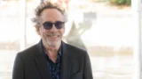 Tim Burton svela la verità su Beetlejuice 2: Non l’ho fatto per soldi e non ho rivisto il primo film