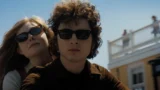 Timothée Chalamet Incanta nei Panni di Bob Dylan: Guarda il Trailer di A Complete Unknown