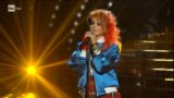 Gran Finale di Tale e Quale Show 2024: Justine Mattera Brilla come Cyndi Lauper!