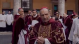 Conclave: Scopri la Recensione del Film di Edward Berger con Ralph Fiennes