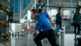 Taron Egerton e Jason Bateman: Duello Psicologico all’Aeroporto in ‘Carry-On’