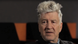 Addio a David Lynch, il genio dietro Twin Peaks: la sua eredità e il suo impatto sulla cultura pop