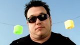 25 Anni Fa, All Star degli Smash Mouth Diventava l’Inno di una Generazione: La Storia di Speranza e Rivincita