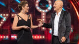 Vanessa Incontrada torna a Zelig: scopri il look elegante e gli orecchini da capogiro che catturano l’attenzione