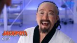 Awkwafina Si Maschera Per Sfuggire Al Pericolo In Jackpot! Sul Video Prime