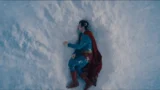 Stivali di superman: scopri l’ultima foto iconica