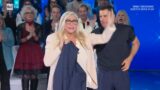 Mara Venier difende Olly: Gabbani si è tolto la giacca da solo!