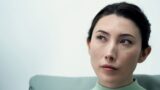 Dichen Lachman annuncia notizie deludenti sulla terza stagione di Severance