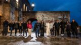 Fino all’ultimo bivio: inizia il  show di rai 2 con conduttori e concorrenti