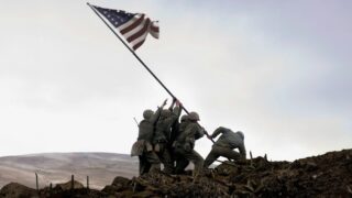 Clint eastwood e il flop al botteghino: cosa è andato storto nel suo film di guerra