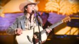 John foster conquista un traguardo importante dopo american idol 23