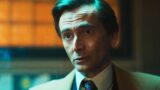 David Tennant conferma il suo ritorno nella serie Hulu dopo il cliffhanger della prima stagione