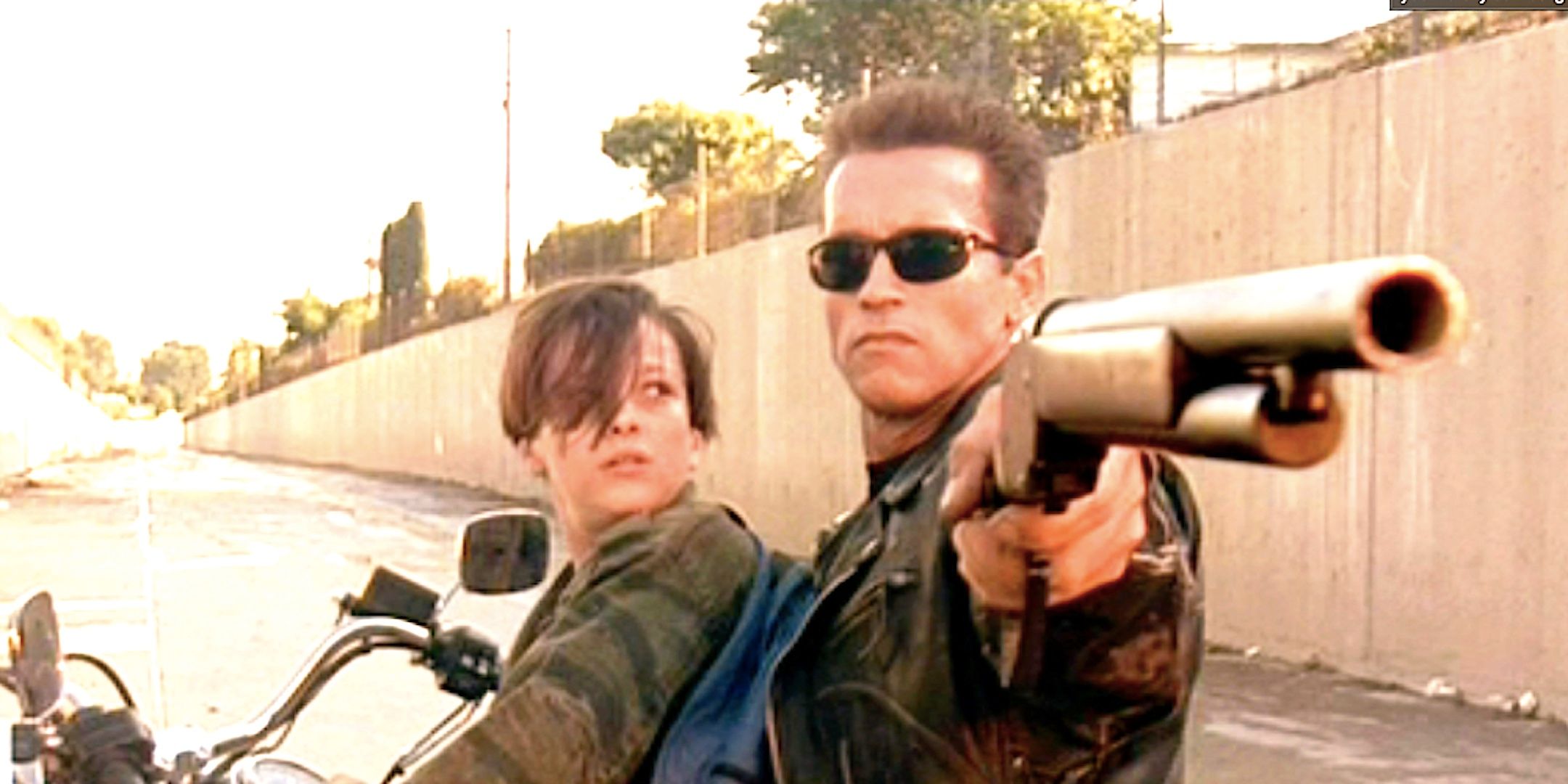 arnold schwarzenegger torna in terminator 2 sette anni prima di terminator 3 da Jumptheshark.it arnold schwarzenegger torna in terminator 2 sette anni prima di terminator 3