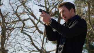 Remy cerca un’agente fiscale ribelle nel finale della serie most wanted FBI