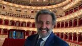 Flavio Insinna: età, carriera, fidanzata e la sua lotta con la depressione