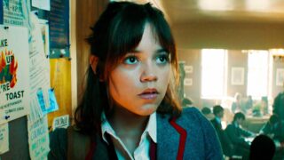 Sequel comico di tim burton conquista netflix dopo un incasso di 451 milioni