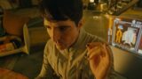 Cambiamenti significativi nel personaggio di david dastmalchian nella serie murderbot di apple tv