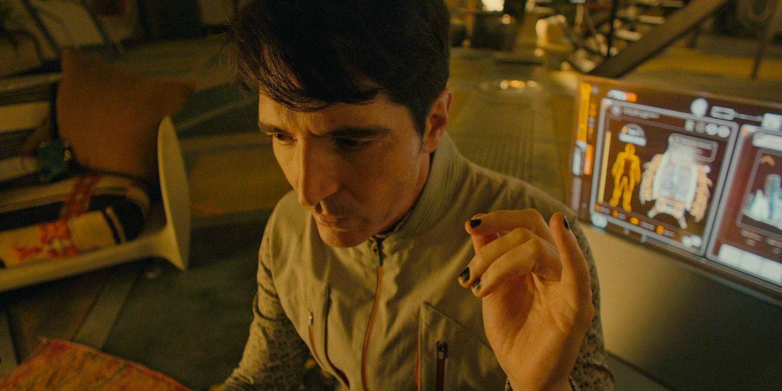 cambiamenti significativi nel personaggio di david dastmalchian nella serie murderbot di apple tv da Jumptheshark.it cambiamenti significativi nel personaggio di david dastmalchian nella serie murderbot di apple tv