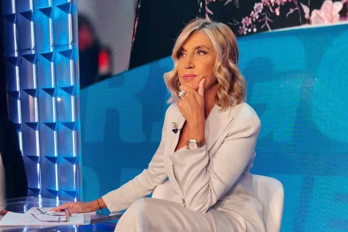myrta merlino saluta il pubblico di pomeriggio 5 cosa attende il suo futuro a mediaset da Jumptheshark.it myrta merlino saluta il pubblico di pomeriggio 5 cosa attende il suo futuro a mediaset