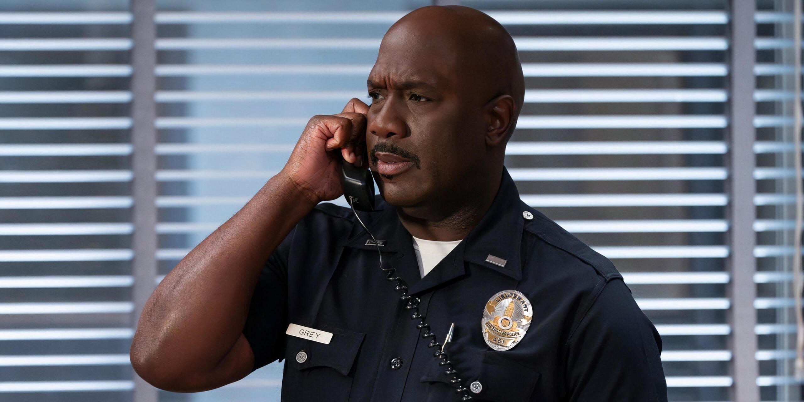 Sergeant grey copre lucy in the rookie: ecco perché Sergeant grey copre lucy in the rookie: ecco perché