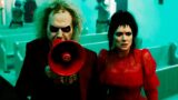 Beetlejuice vuole ancora sposare lydia: il mistero dell’amore oltre la morte