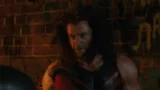 Action figure di logan in age of apocalypse: deadpool e wolverine insieme