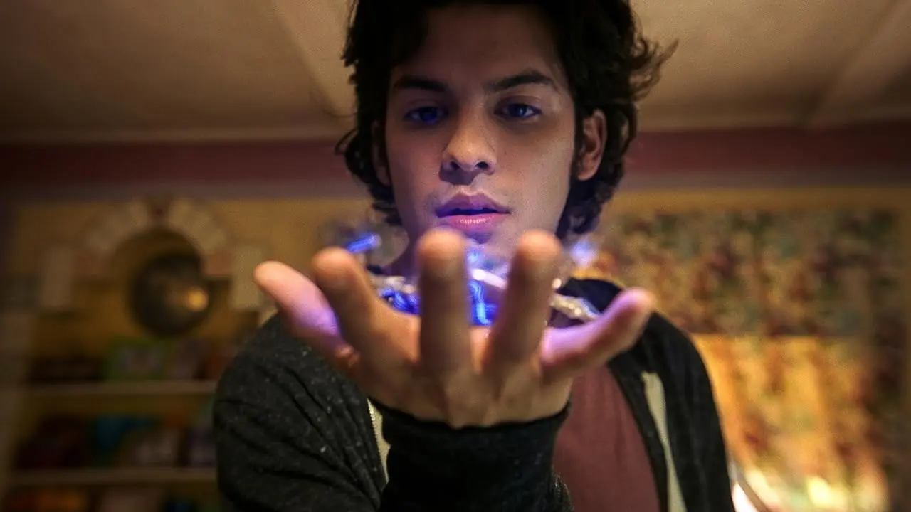 Blue beetle e la scena post crediti svelata: significato e collegamenti nel film dc Blue beetle e la scena post crediti svelata: significato e collegamenti nel film dc