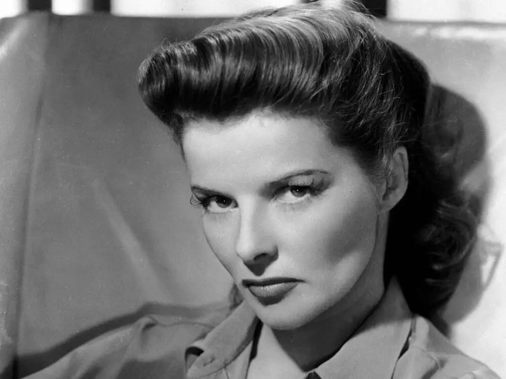 Katharine Hepburn: vita e segreti di un’icona ribelle Katharine Hepburn: vita e segreti di un’icona ribelle
