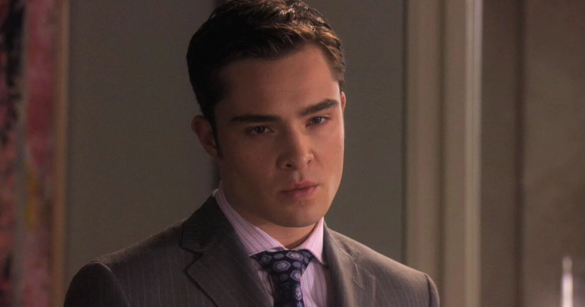 Ed westwick ritorna nel ruolo di chuck bass Ed westwick ritorna nel ruolo di chuck bass