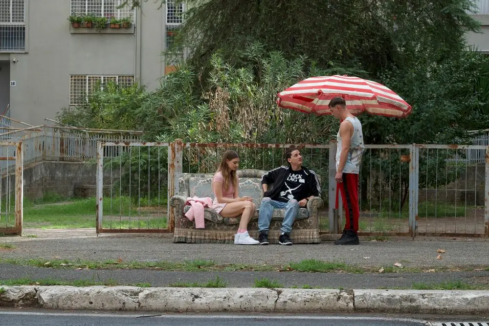 Guerra del tiburtino iii: trama, cast e finale del film su sky cinema comedy Guerra del tiburtino iii: trama, cast e finale del film su sky cinema comedy