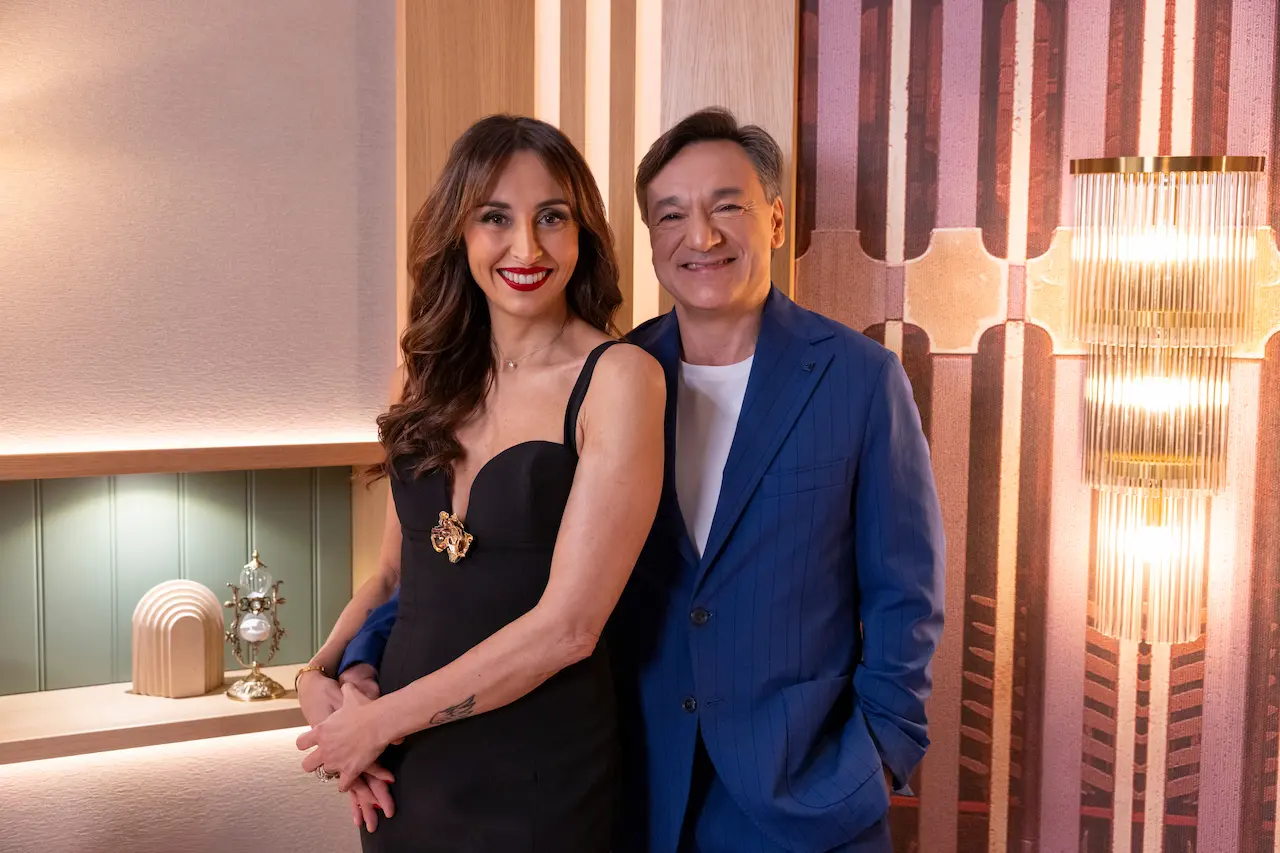 L’amore è cieco: benedetta parodi e fabio caressa in un show su netflix L’amore è cieco: benedetta parodi e fabio caressa in un show su netflix
