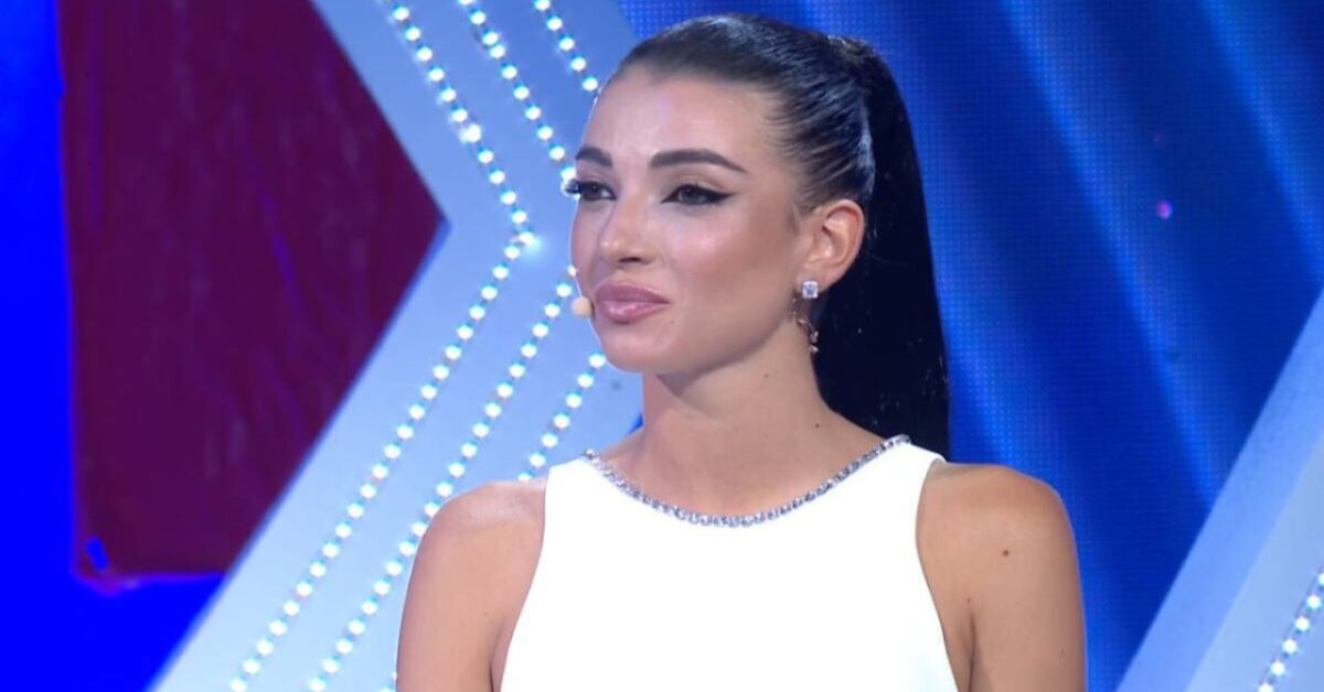 rebecca staffelli lascia il grande fratello rivoluzione in mediaset con il suo ritorno