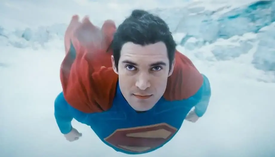 Superman in difficoltà: nuovi spot tv sorprendono fan Superman in difficoltà: nuovi spot tv sorprendono fan