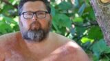 Trasformazione di Mario Adinolfi con barba e capelli rasati all’Isola dei Famosi