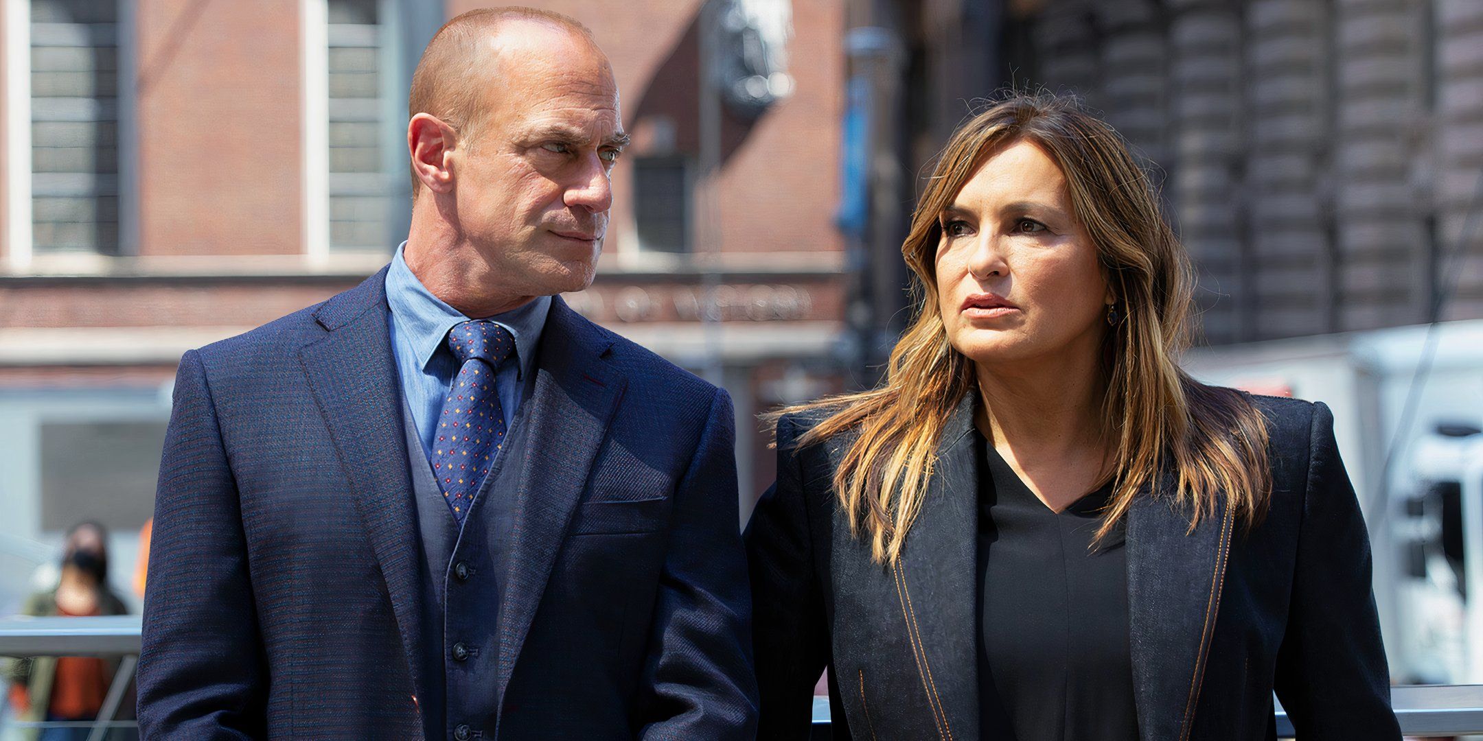 Benson e stabler: il segreto della fine di law & order organized crime stagione 5 Benson e stabler: il segreto della fine di law & order organized crime stagione 5