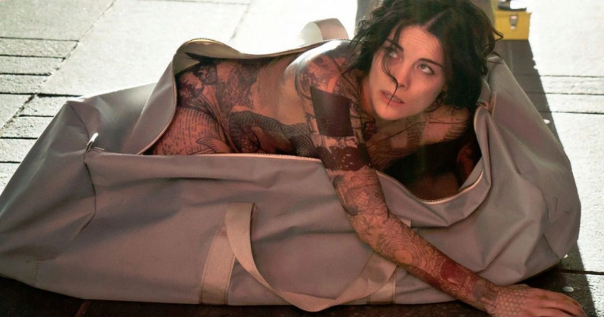 Dimenticato thriller su Netflix: il passato che riaffiora e fa dubitare di tutto