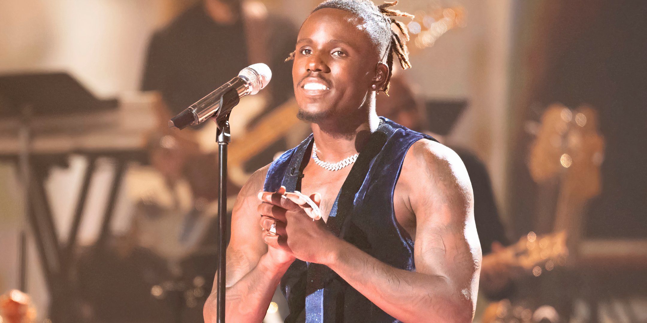 Jamal Roberts risponde alle critiche su Carrie Underwood e al suo possibile addio a American Idol Jamal Roberts risponde alle critiche su Carrie Underwood e al suo possibile addio a American Idol