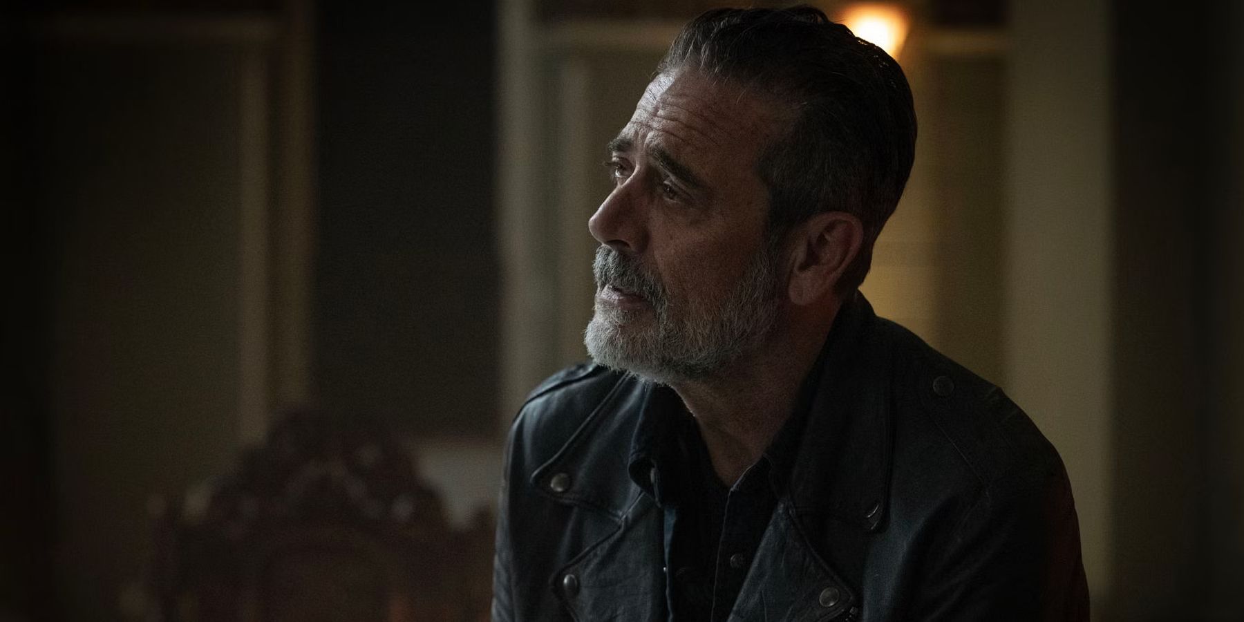 Negan rifiuta di vedere moglie e figlia in the walking dead: dead city stagione 2 Negan rifiuta di vedere moglie e figlia in the walking dead: dead city stagione 2
