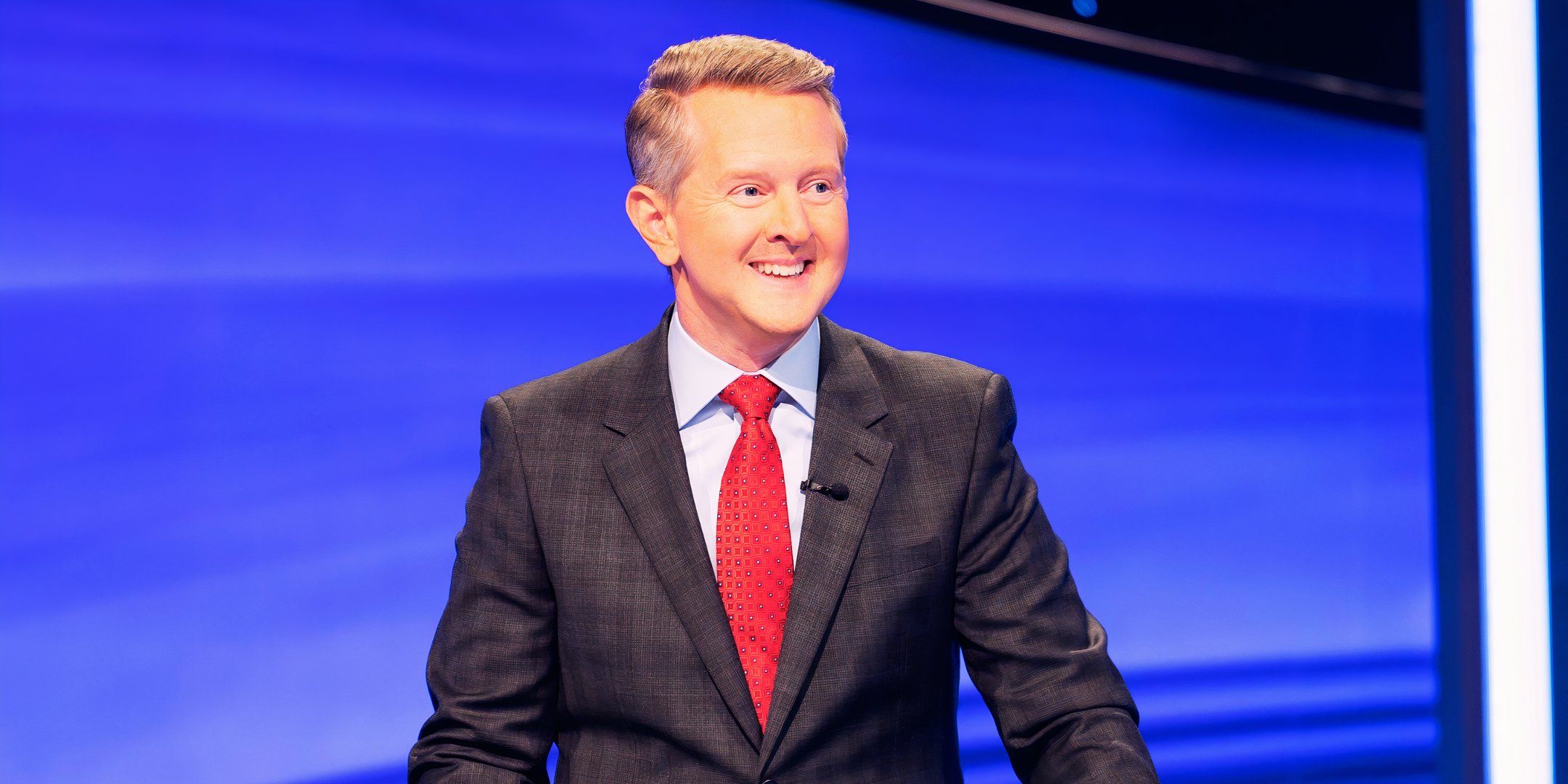 Gioco jeopardy: le polemiche sulla categoria amici che scatenano reazioni Gioco jeopardy: le polemiche sulla categoria amici che scatenano reazioni