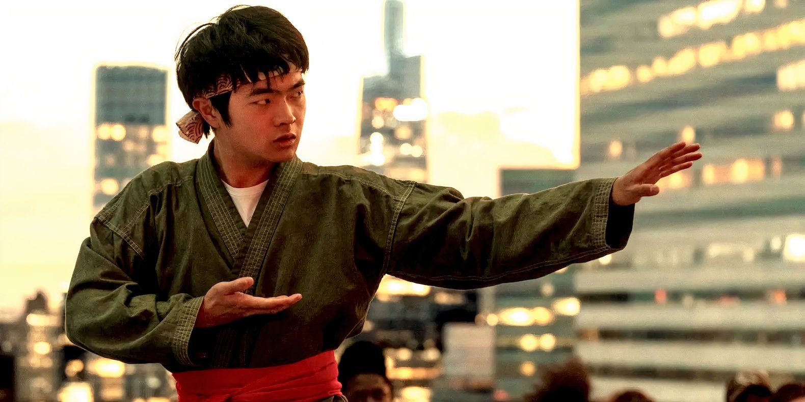 I personaggi di cobra kai che li fong potrebbe battere in un combattimento I personaggi di cobra kai che li fong potrebbe battere in un combattimento