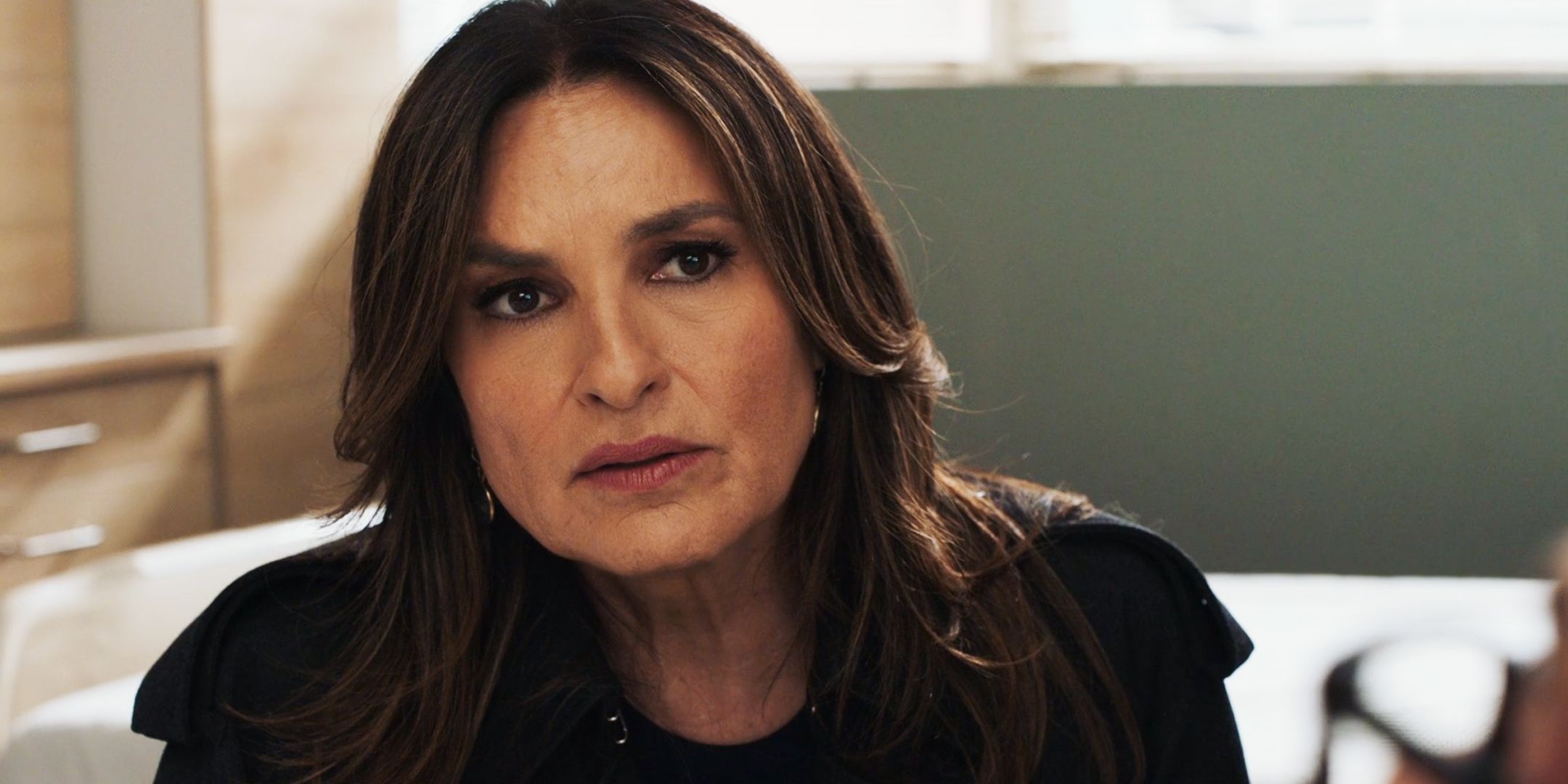 Law & Order SVU: il personaggio assente della stagione 26 svela un potente colpo di scena per Benson nella stagione 27 Law & Order SVU: il personaggio assente della stagione 26 svela un potente colpo di scena per Benson nella stagione 27