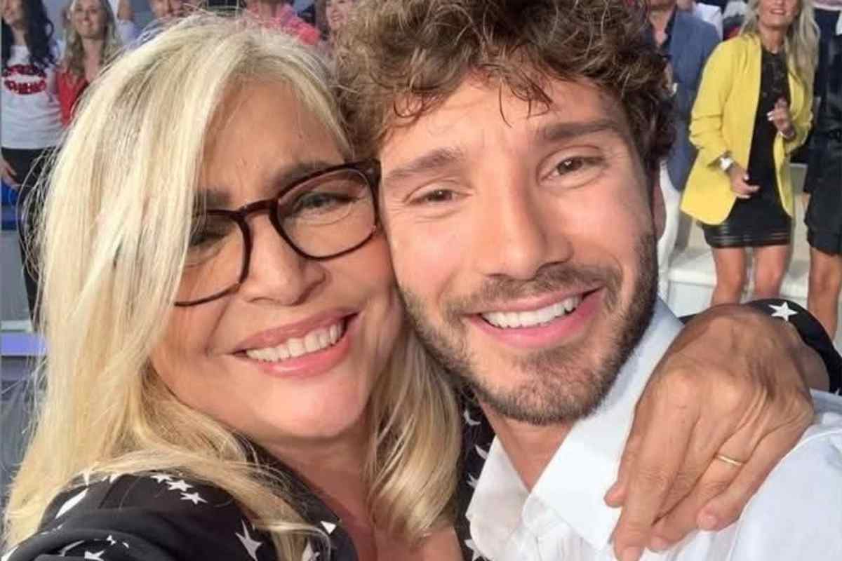 De Martino conduttore di domenica in: le dichiarazioni su Mara Venier De Martino conduttore di domenica in: le dichiarazioni su Mara Venier