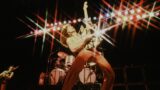 Canzoni rock classiche che superano l’originale