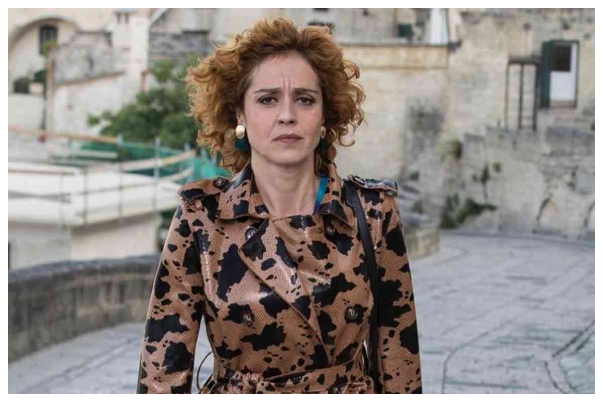 Vanessa Scalera: età, vita privata e segreti dell’attrice di Imma Tataranni Vanessa Scalera: età, vita privata e segreti dell’attrice di Imma Tataranni