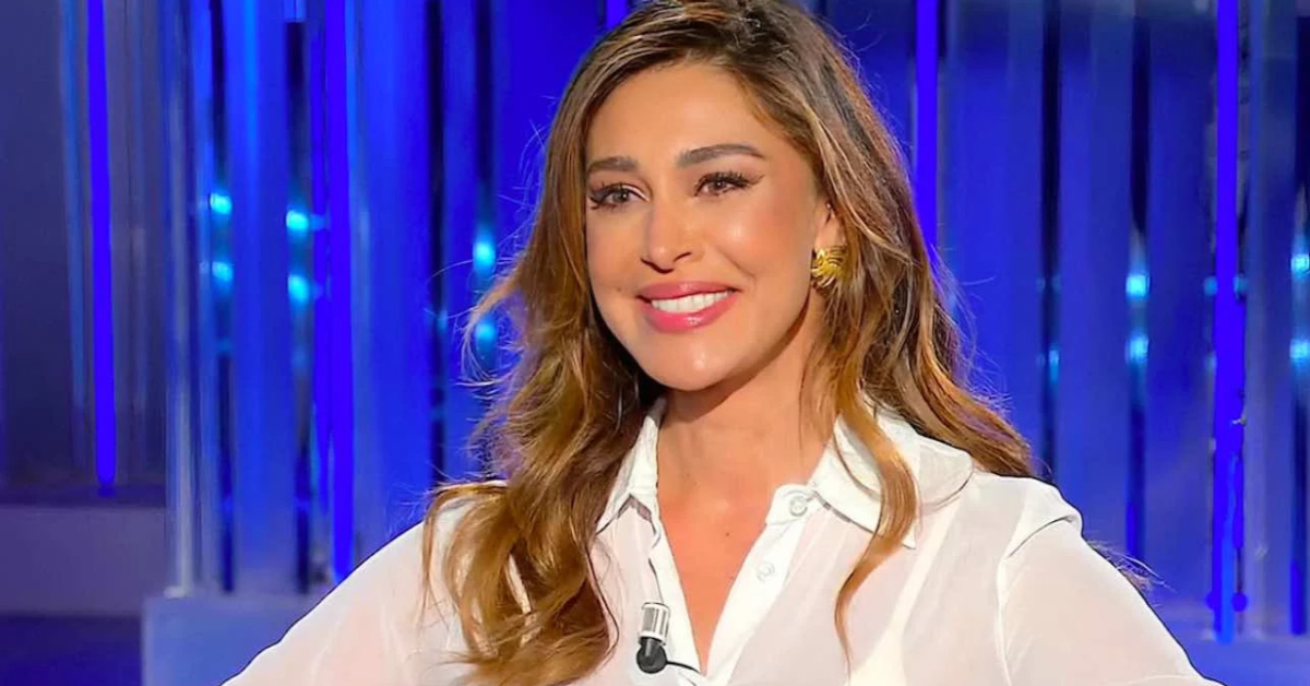 Belen Rodriguez annuncia un colpo di scena inaspettato Belen Rodriguez annuncia un colpo di scena inaspettato