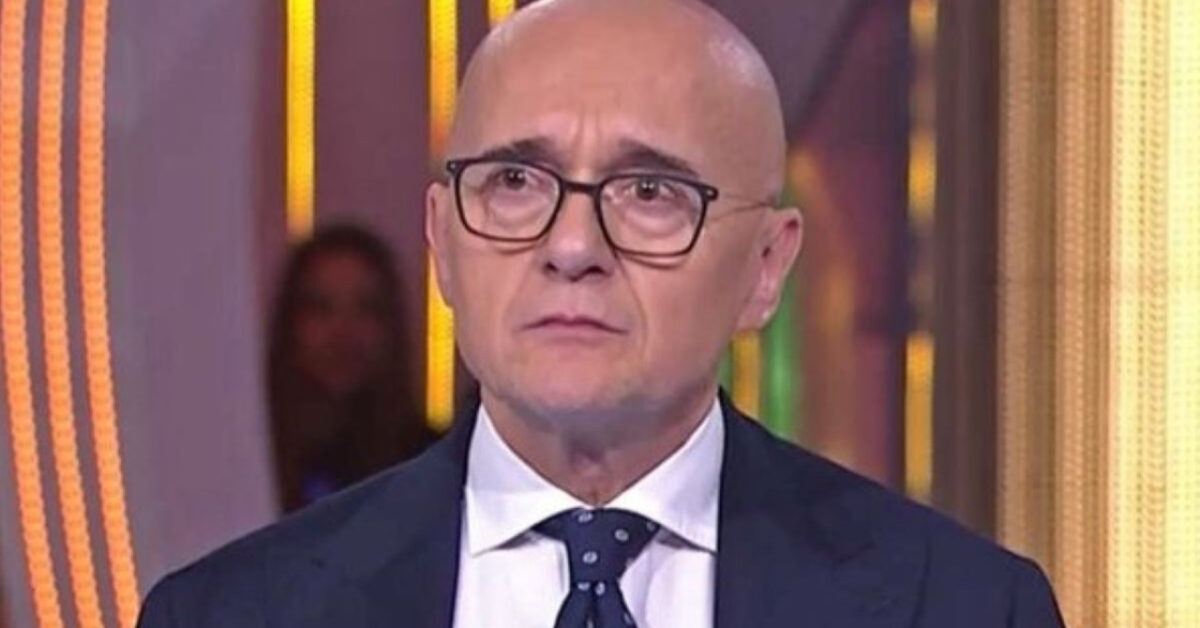 Alfonso Signorini nei guai per le accuse dell’ex amico