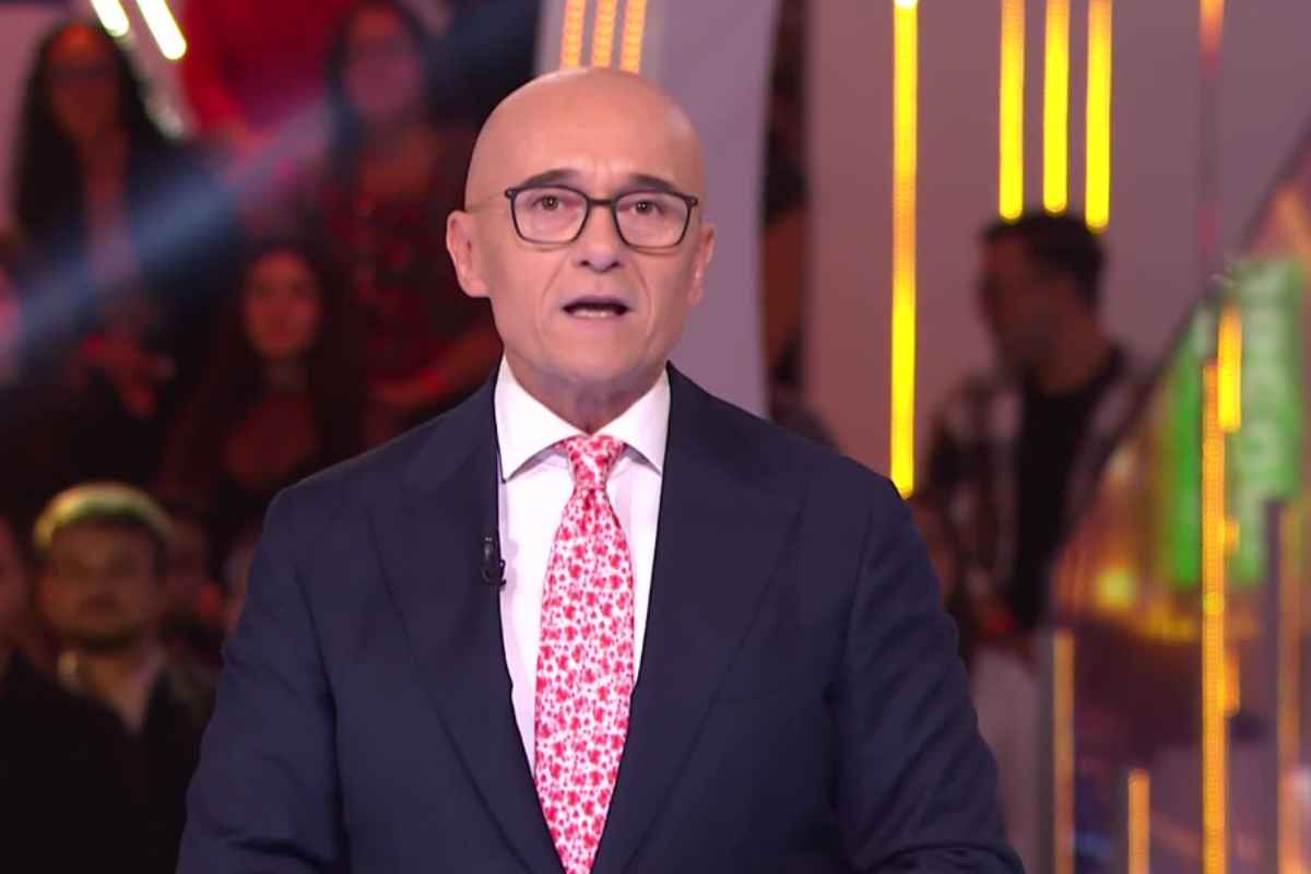 Grande Fratello, chi sarà la nuova conduttrice che sostituirà Signorini Grande Fratello, chi sarà la nuova conduttrice che sostituirà Signorini