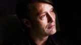 Thriller di mads mikkelsen da non perdere con punteggio del 93% su rotten tomatoes