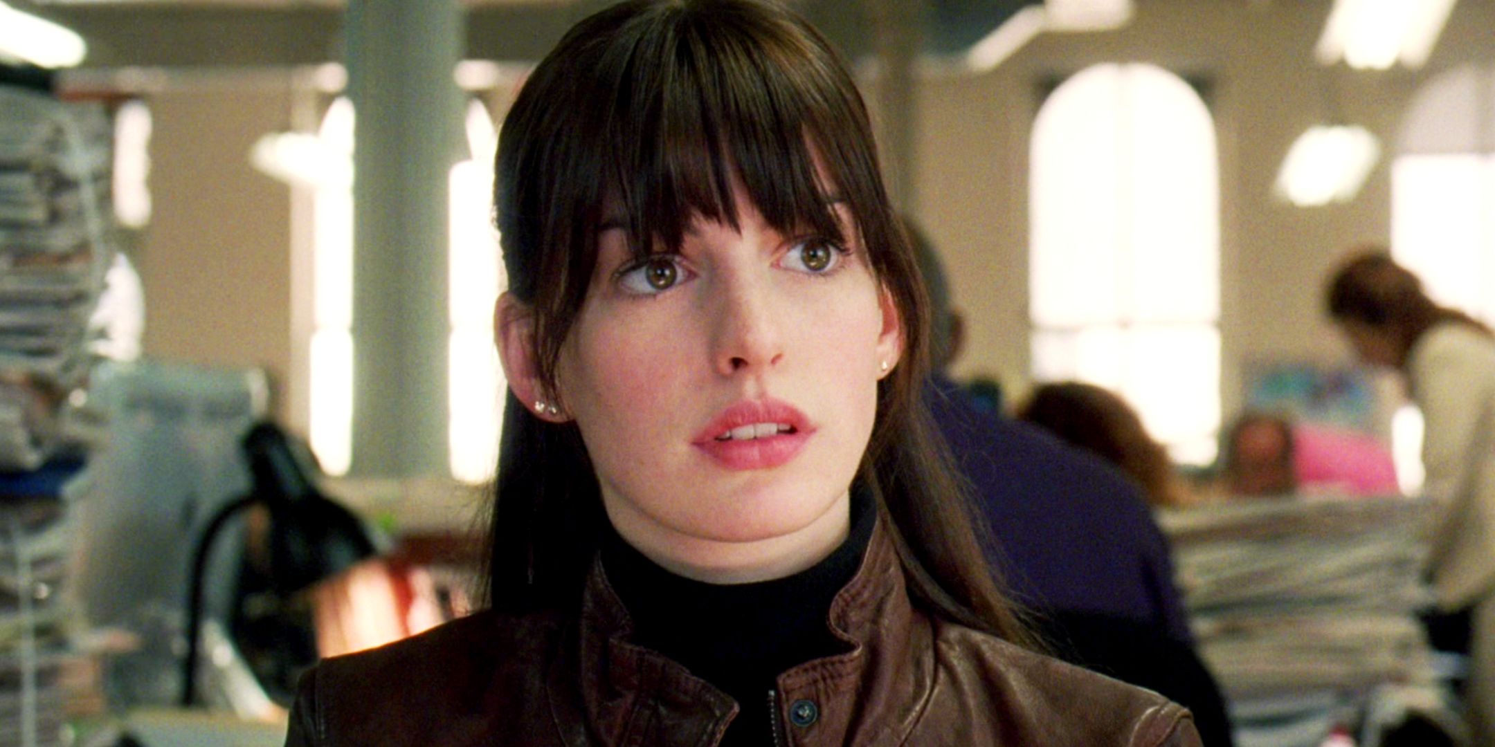 Devil wears prada 2: anne hathaway svela andy dopo 19 anni Devil wears prada 2: anne hathaway svela andy dopo 19 anni